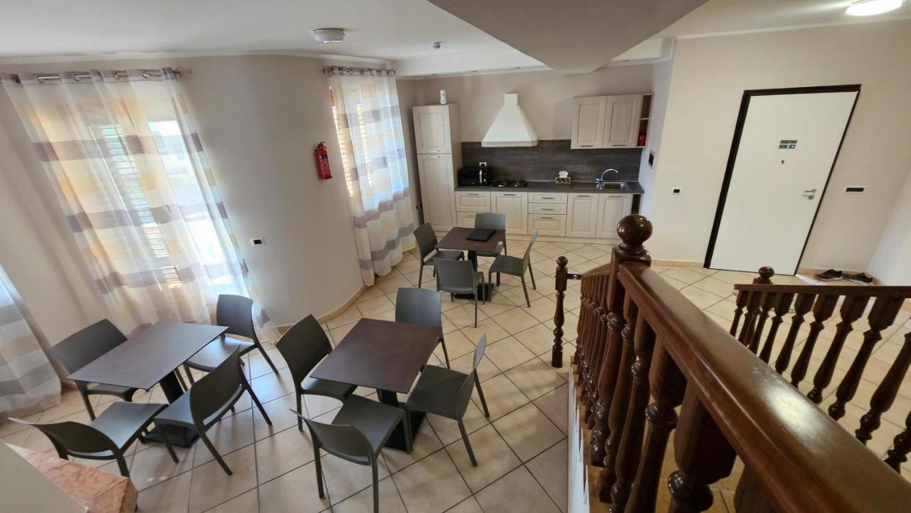 B&B Da Kociss Mileto Esterno foto